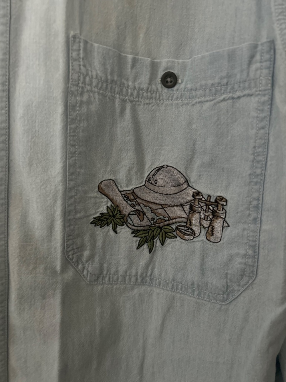 Vintage Banana Republic Shirt Safari Chambray Fishing Embroidered Mens Medium